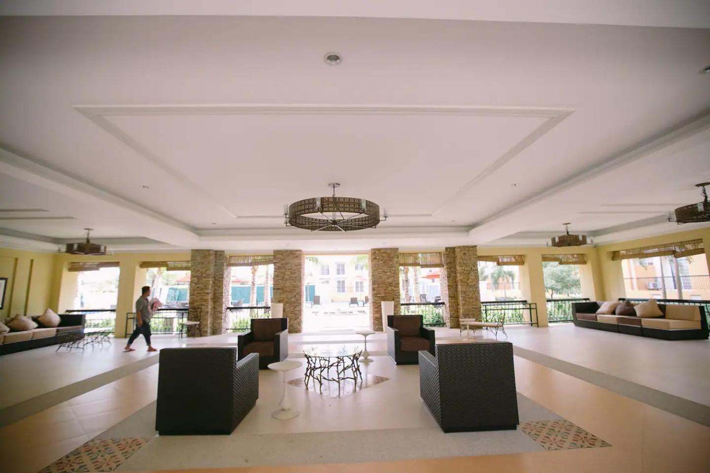 Kara'S Suite Cebu Екстериор снимка