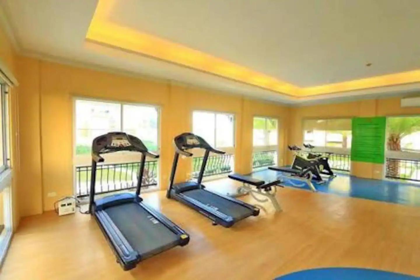 Kara'S Suite Cebu Екстериор снимка
